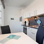 아파트 Residenz Von Flotow 10 *